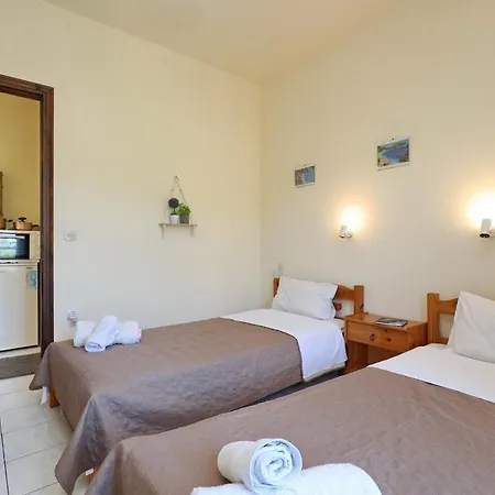 O Ampelonas Toy Kyr Giorgou 2 *