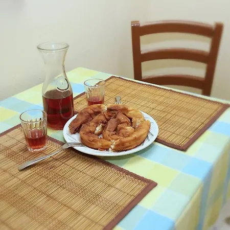 O Ampelonas Toy Kyr Giorgou 2 Apartment Ditropo