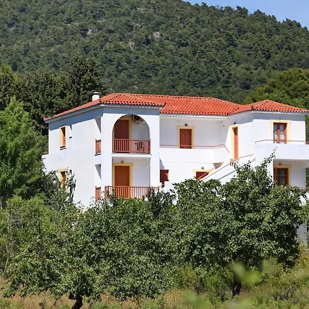 O Ampelonas Toy Kyr Giorgou 2 Apartment Ditropo