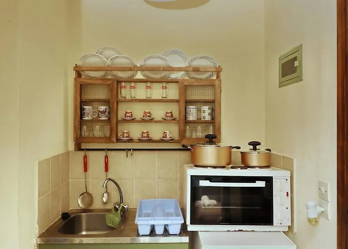 O Ampelonas Toy Kyr Giorgou 2 Δίτροπο