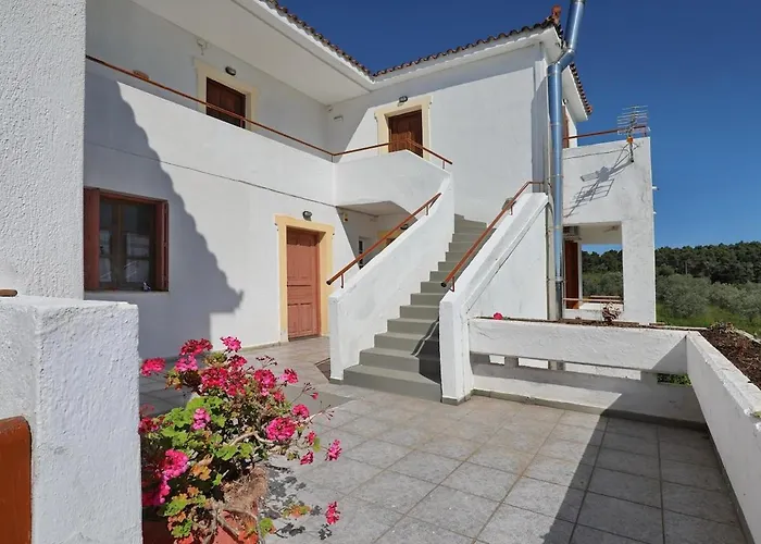 O Ampelonas Toy Kyr Giorgou 2